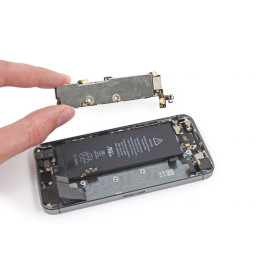 Замена платы логики iPhone 5s