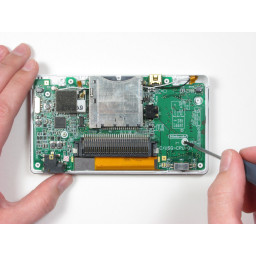 Разборка нижнего экрана Nintendo DS Lite